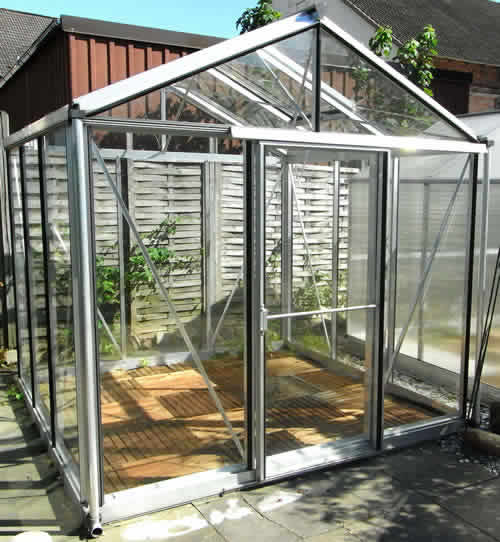 Aluminium Gewächshaus Breite 2,36 m x Länge 2,36 m